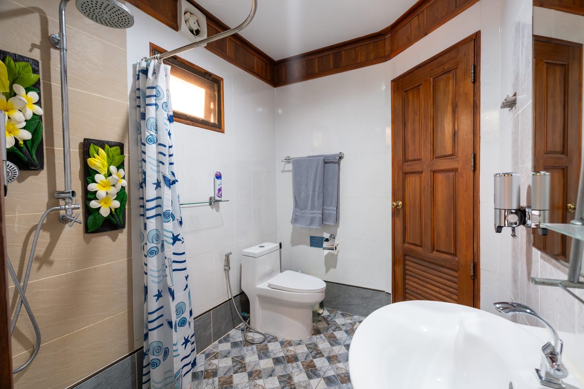upstairs Bathroom — 1st floor of Villa Ayutthaya, private pool villa in Koh Lanta