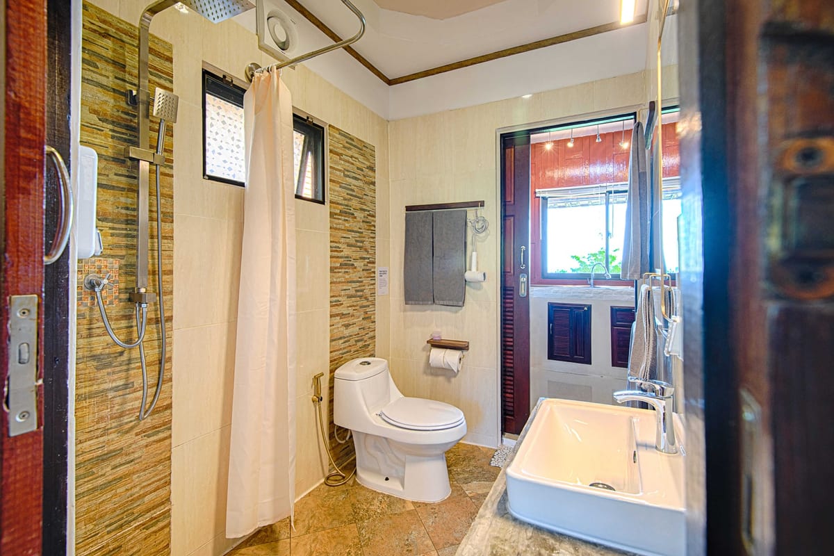 bathroom overview back view — 2nd floor of Villa Siam Lanna, private pool villa in Koh Lanta